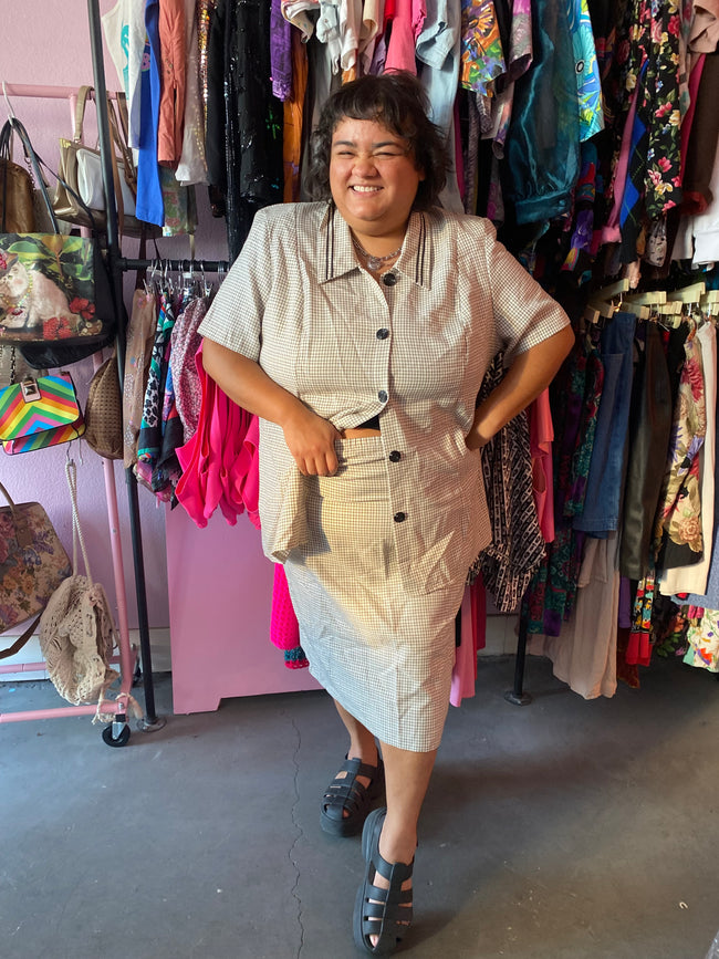 1980's Tan and Black Grid Set