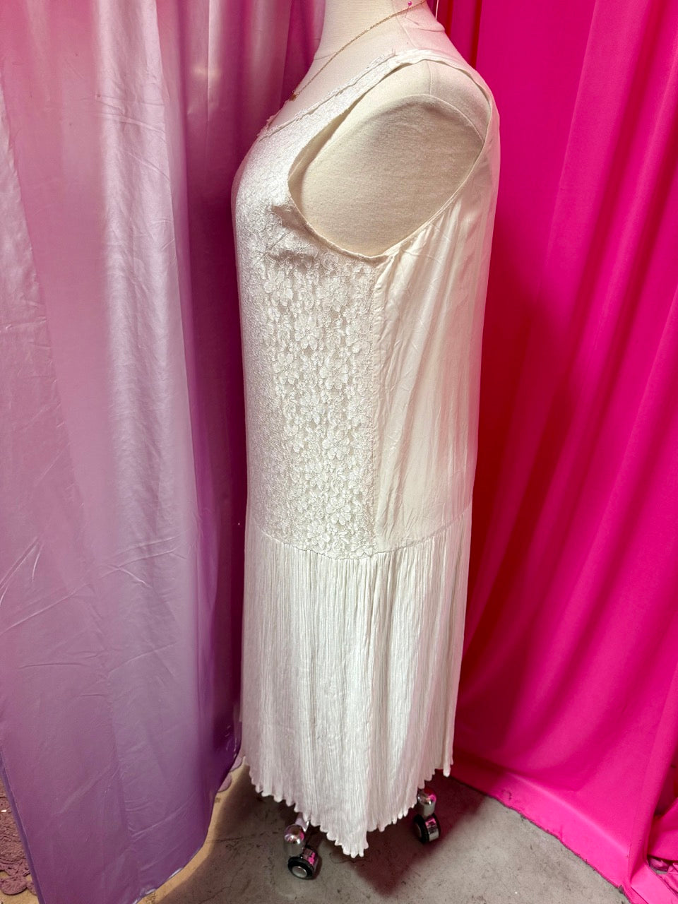 Oh Daisy White Drop Waist Dress - Size 18 2X