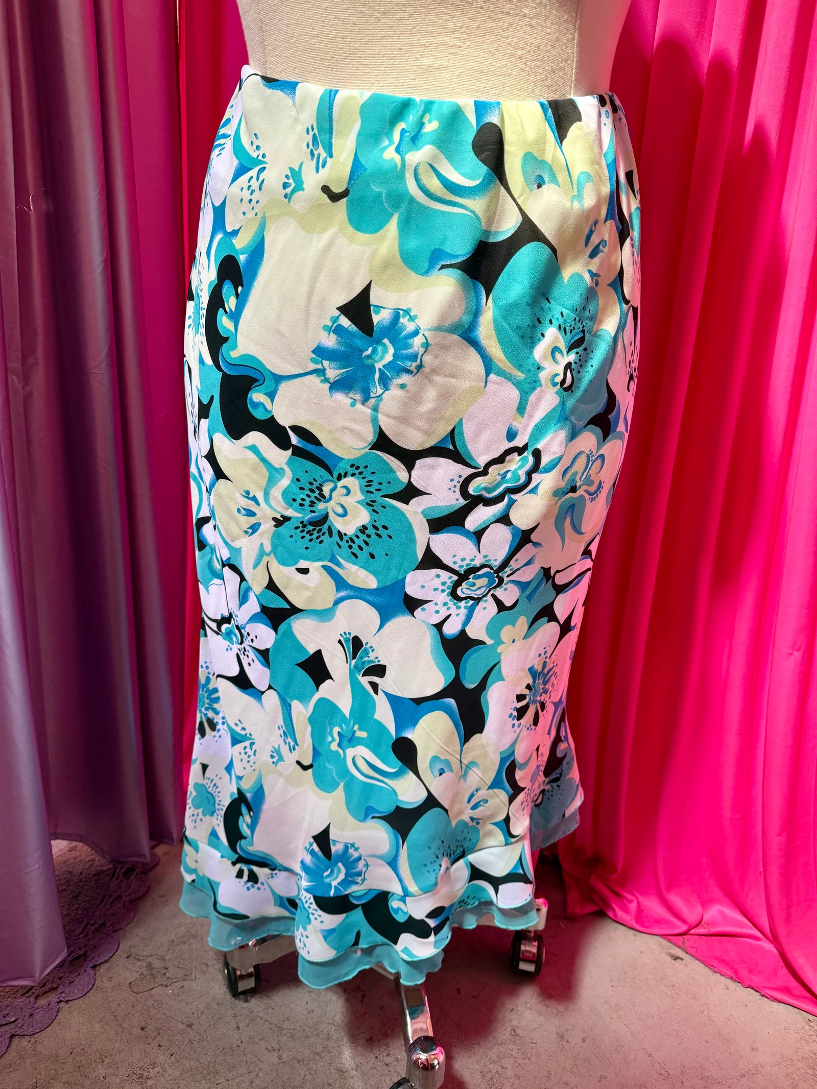 90s Pop Floral Asymmetrical Two Piece - Size 3X