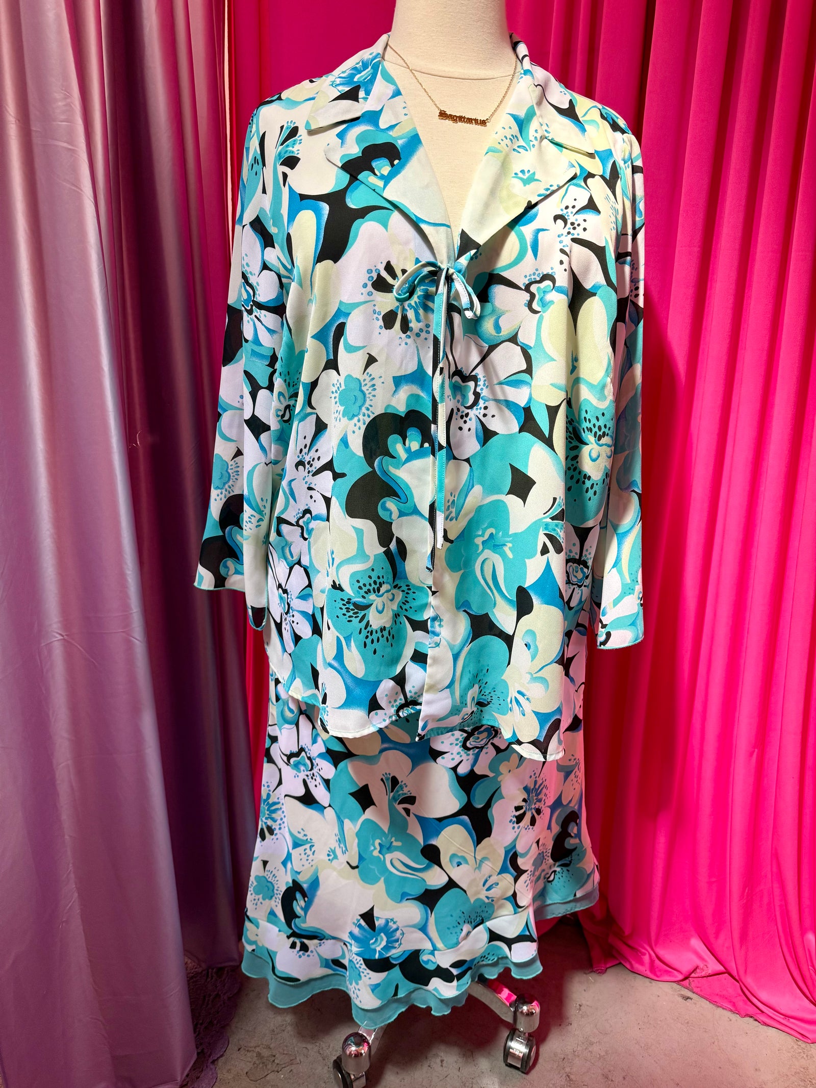 90s Pop Floral Asymmetrical Two Piece - Size 3X