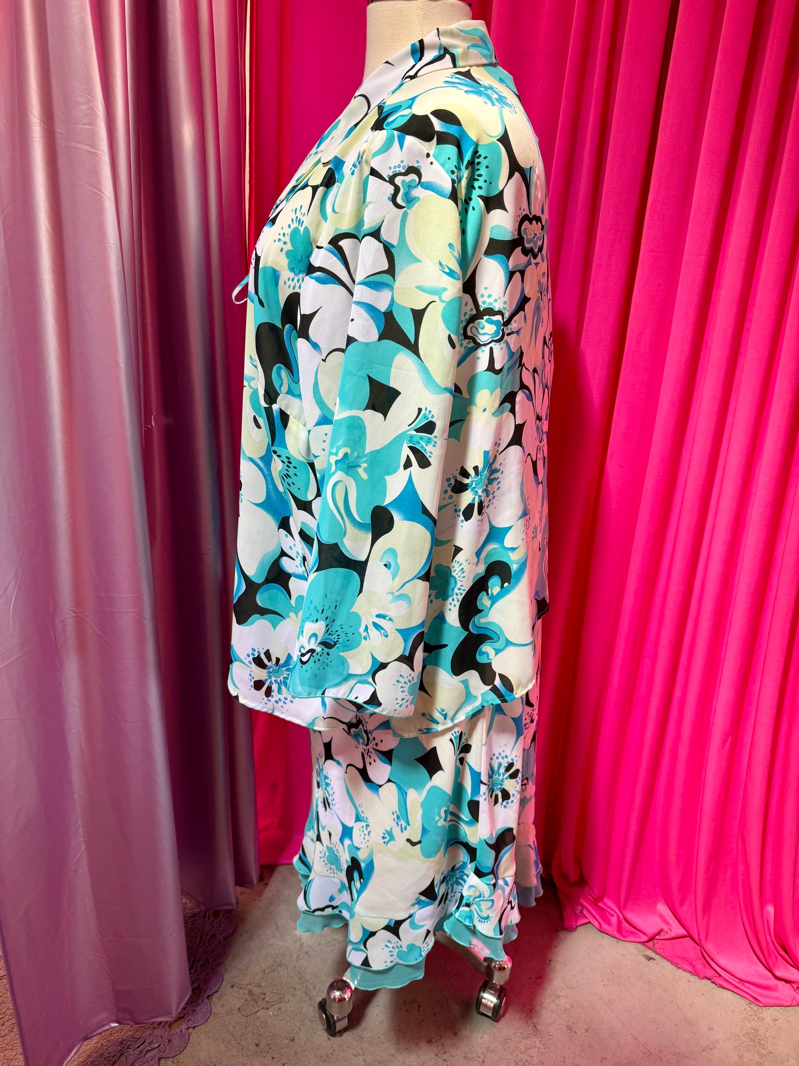 90s Pop Floral Asymmetrical Two Piece - Size 3X