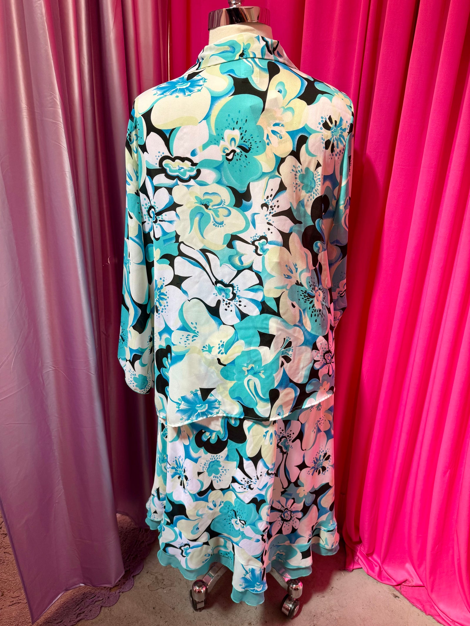 90s Pop Floral Asymmetrical Two Piece - Size 3X