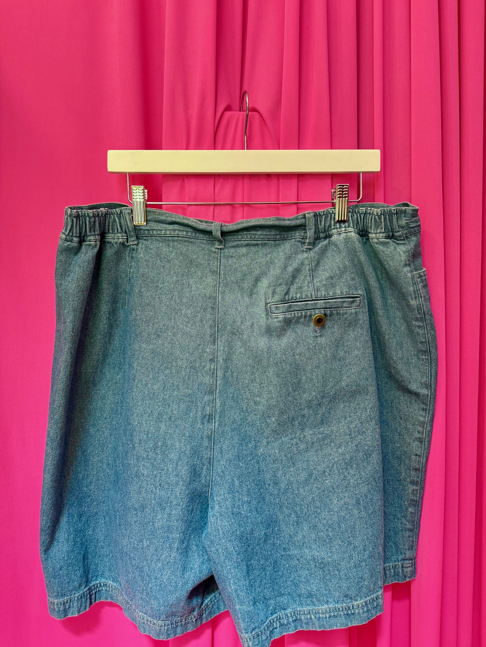 90s High Rise Pleated Denim Shorts