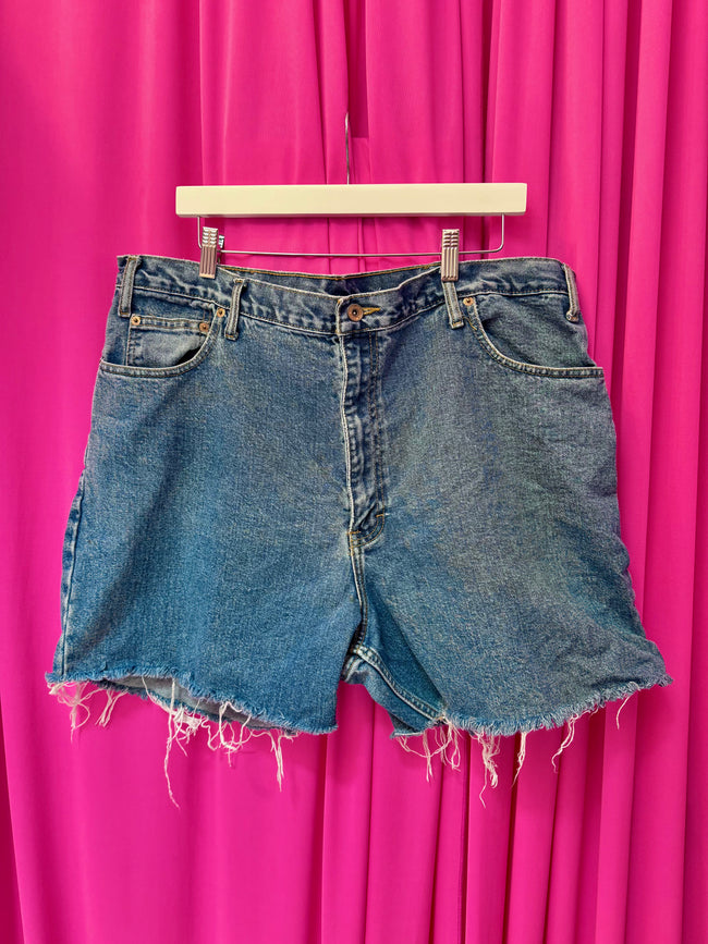 Y2K Raw Hem Cut Off Denim Shorts - 42" Waist