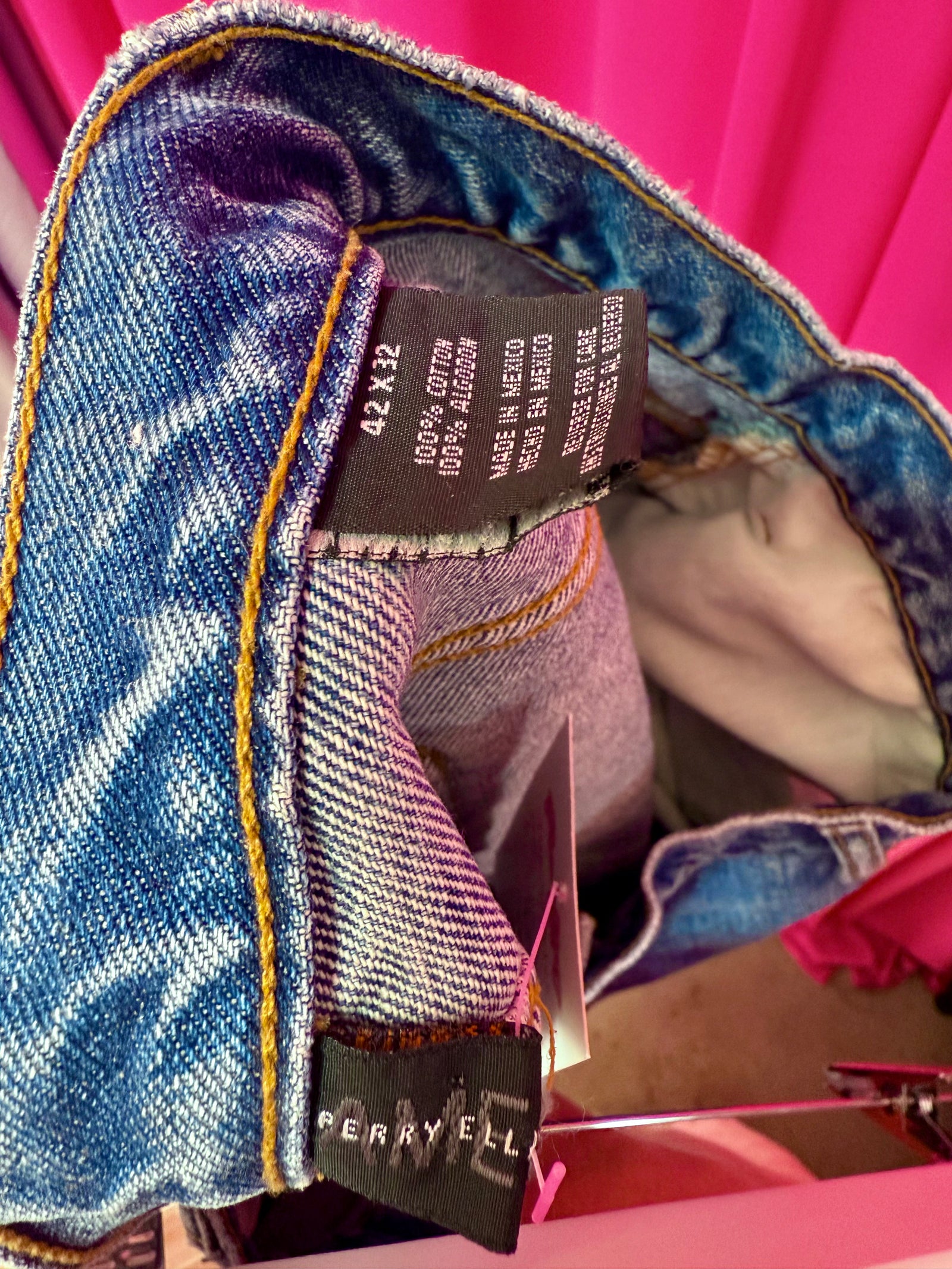 Y2K Raw Hem Cut Off Denim Shorts - 42" Waist