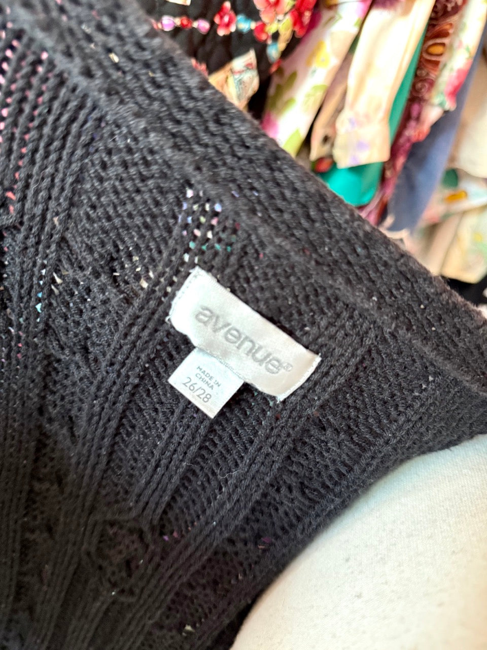 Avenue Snap Front Short Sleeve Knit Sweater - Size 26/28 4X