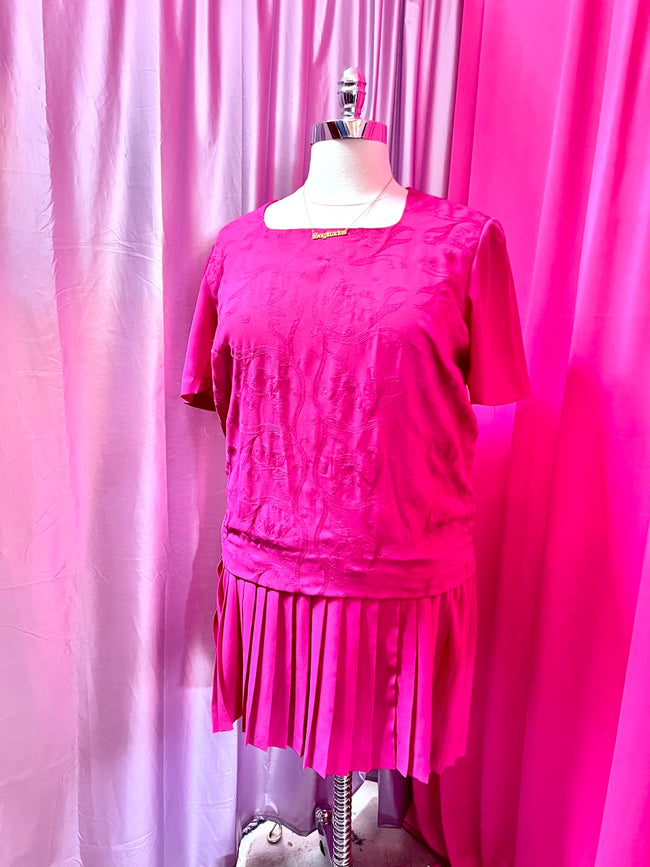 80 Fuschia Pleated Drop Waist Dress - Size 16/18 1X/2X