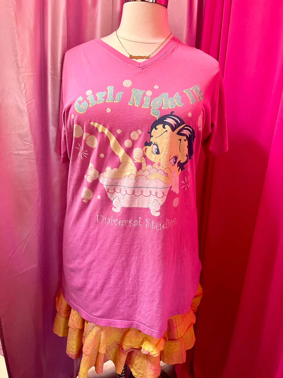 Betty Boop Universal Studios Longline T-Shirt - Size 2X/3X