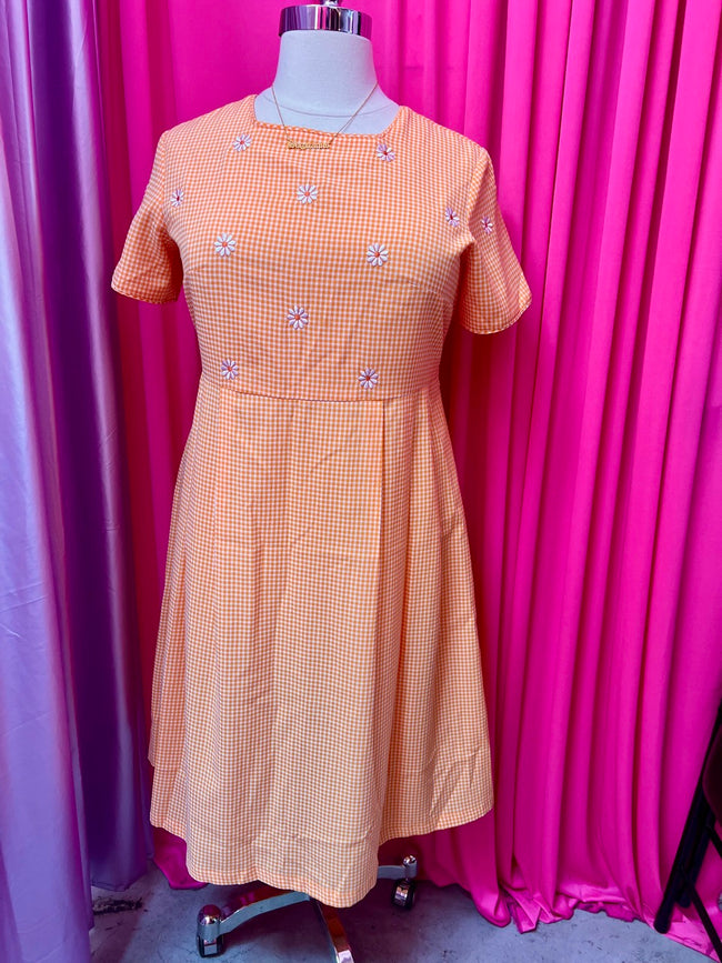 Daisy Chain Embroidered Gingham Dress - Size 16/18