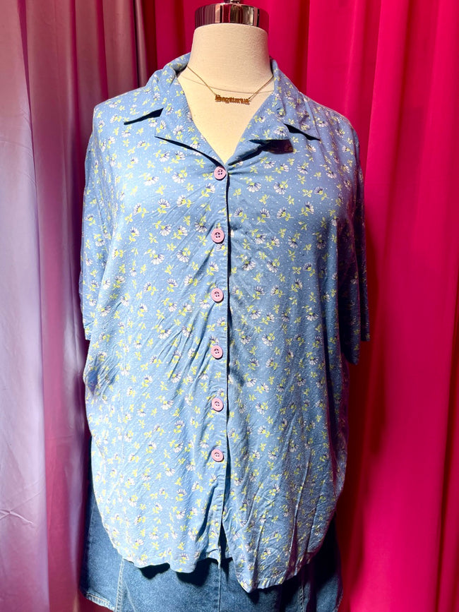 Cornflower Cutie Floral Button Up Blouse - Size 22 3X