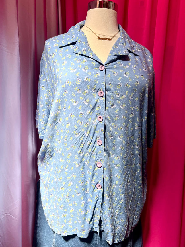 Cornflower Cutie Floral Button Up Blouse - Size 22 3X