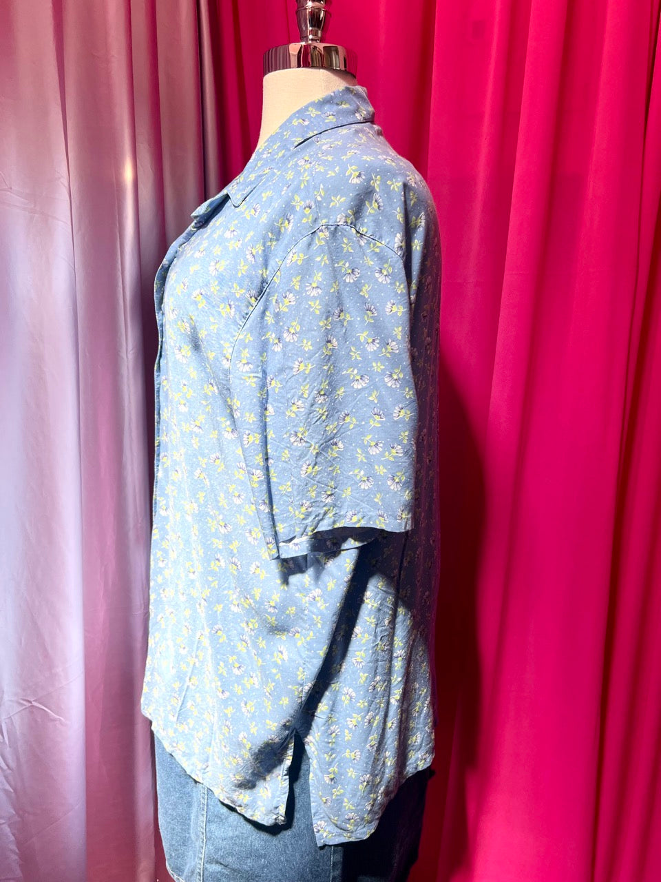 Cornflower Cutie Floral Button Up Blouse - Size 22 3X
