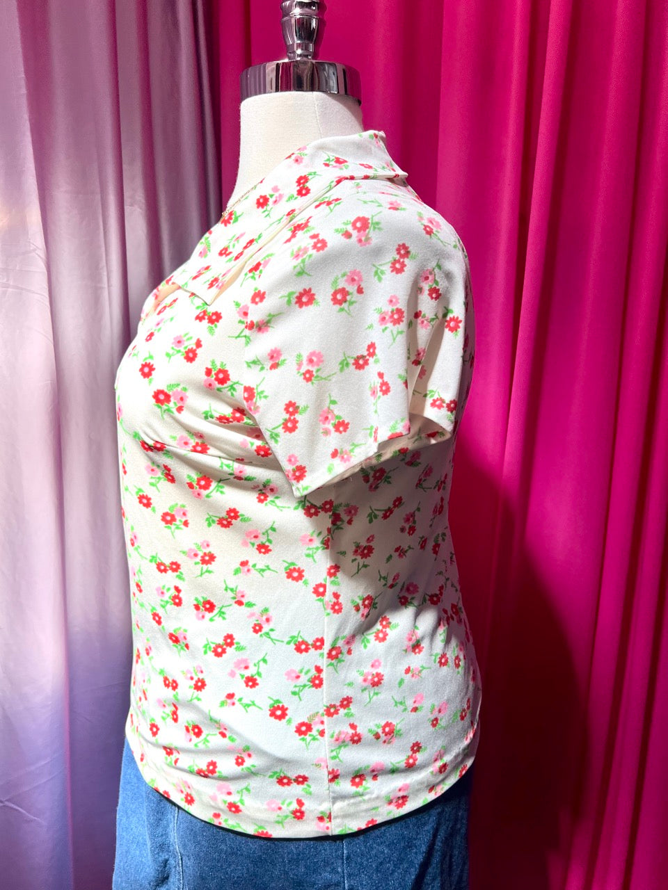 80s Sweetheart Ditzy Floral Collared Blouse