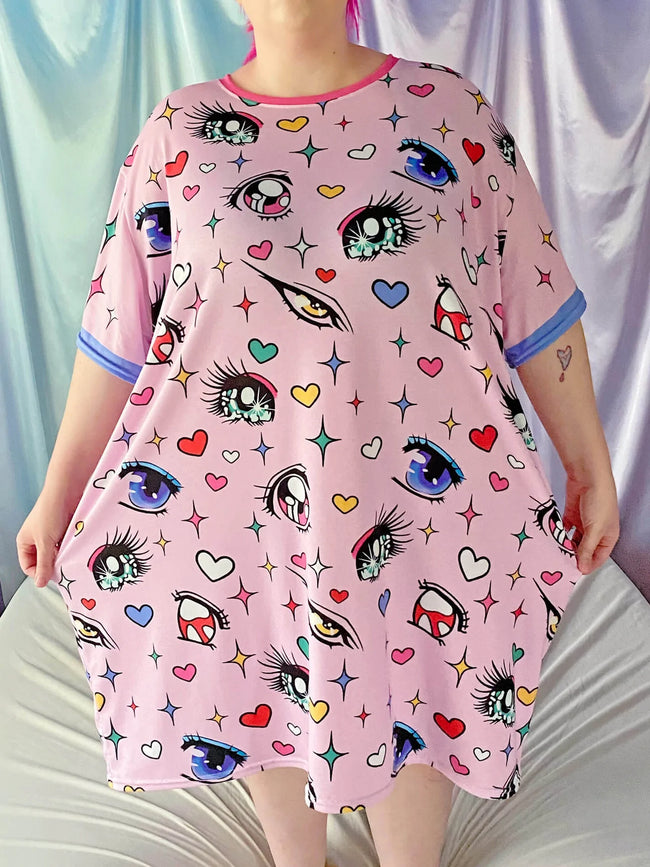 Eyes on Me T-Shirt Dress