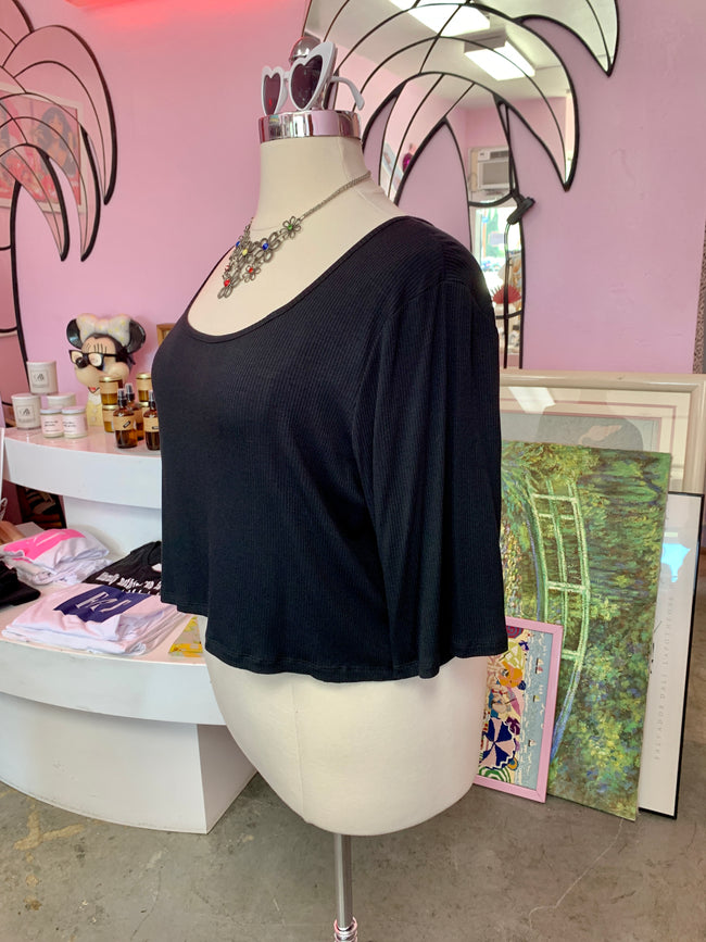 Black Ribbed 3/4 Sleeve Shirt