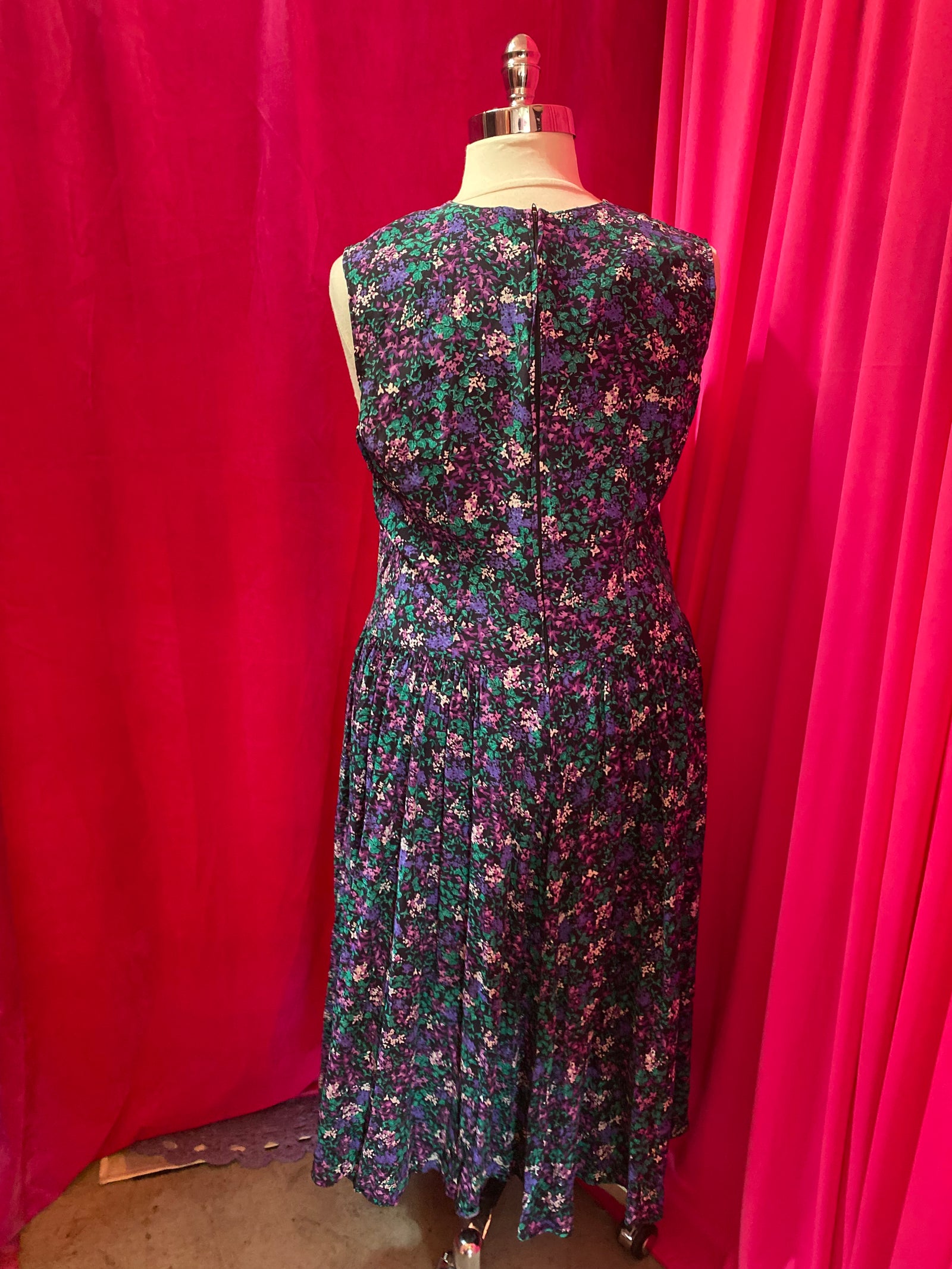 Altered 90’s Ditsy Floral Midi Dress