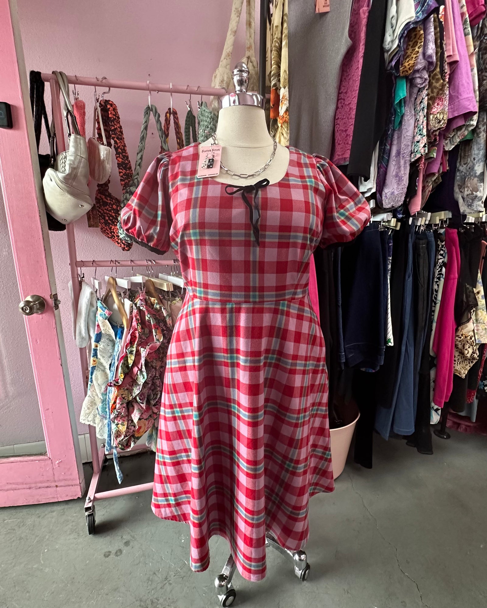 2000s Plaid Lover's Puff Sleeve Dress - 4X (fits like a 2X)