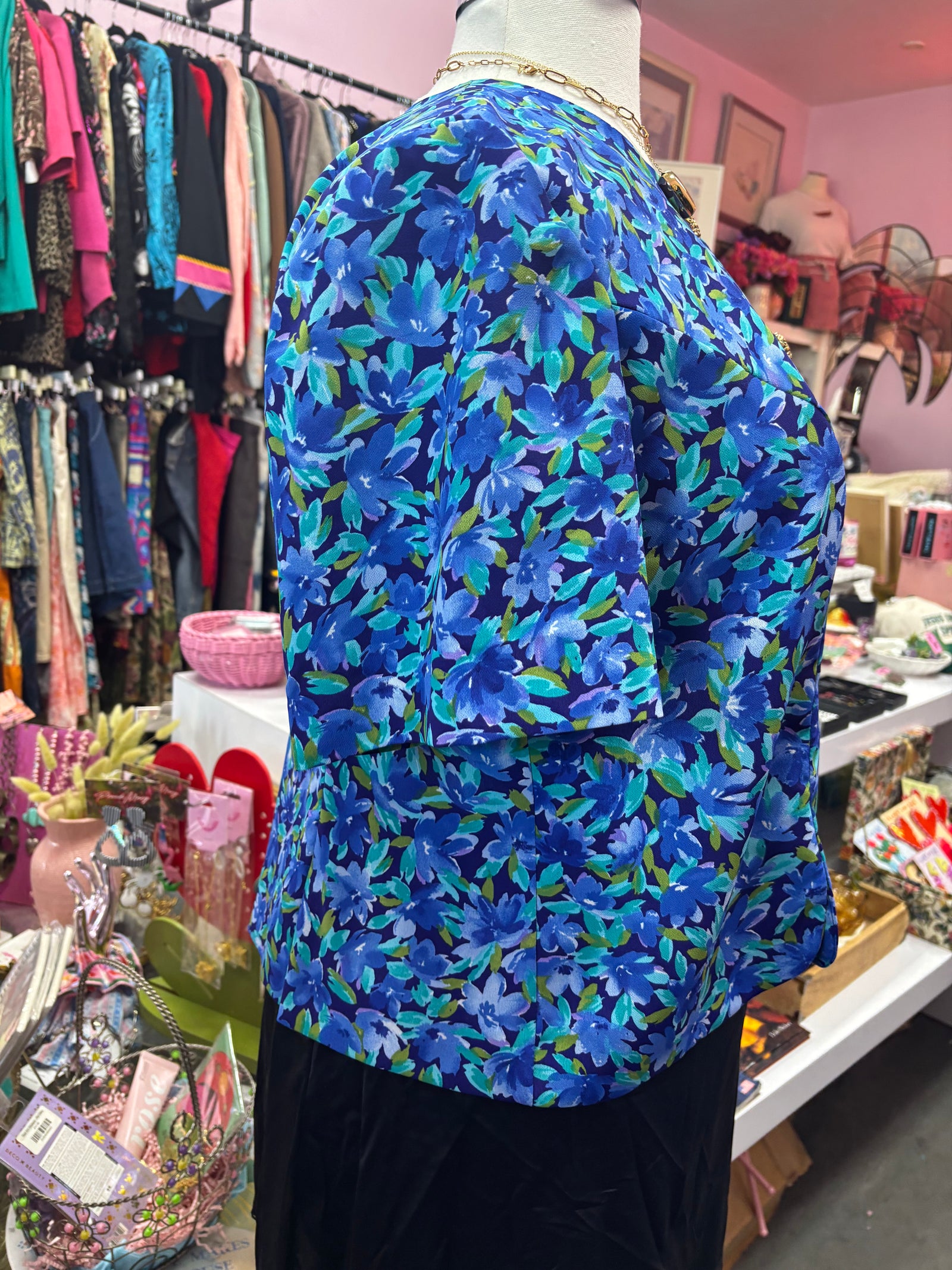 The Nicole Vintage Short Sleeve Blazer