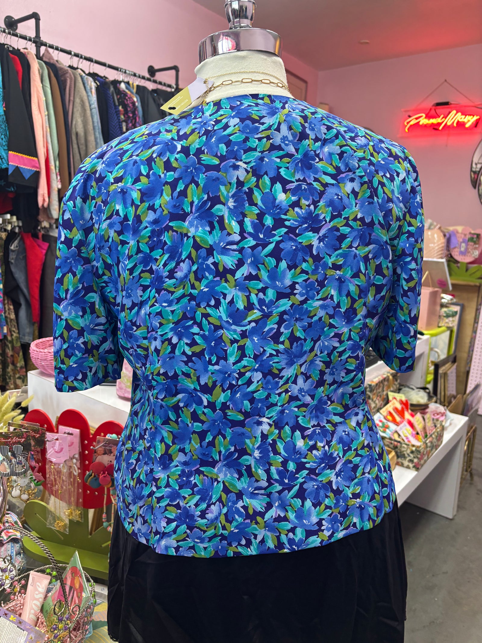 The Nicole Vintage Short Sleeve Blazer