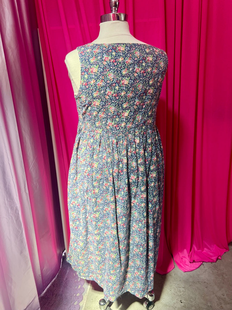 90s Floral Bouquet Cotton Maxi Dress