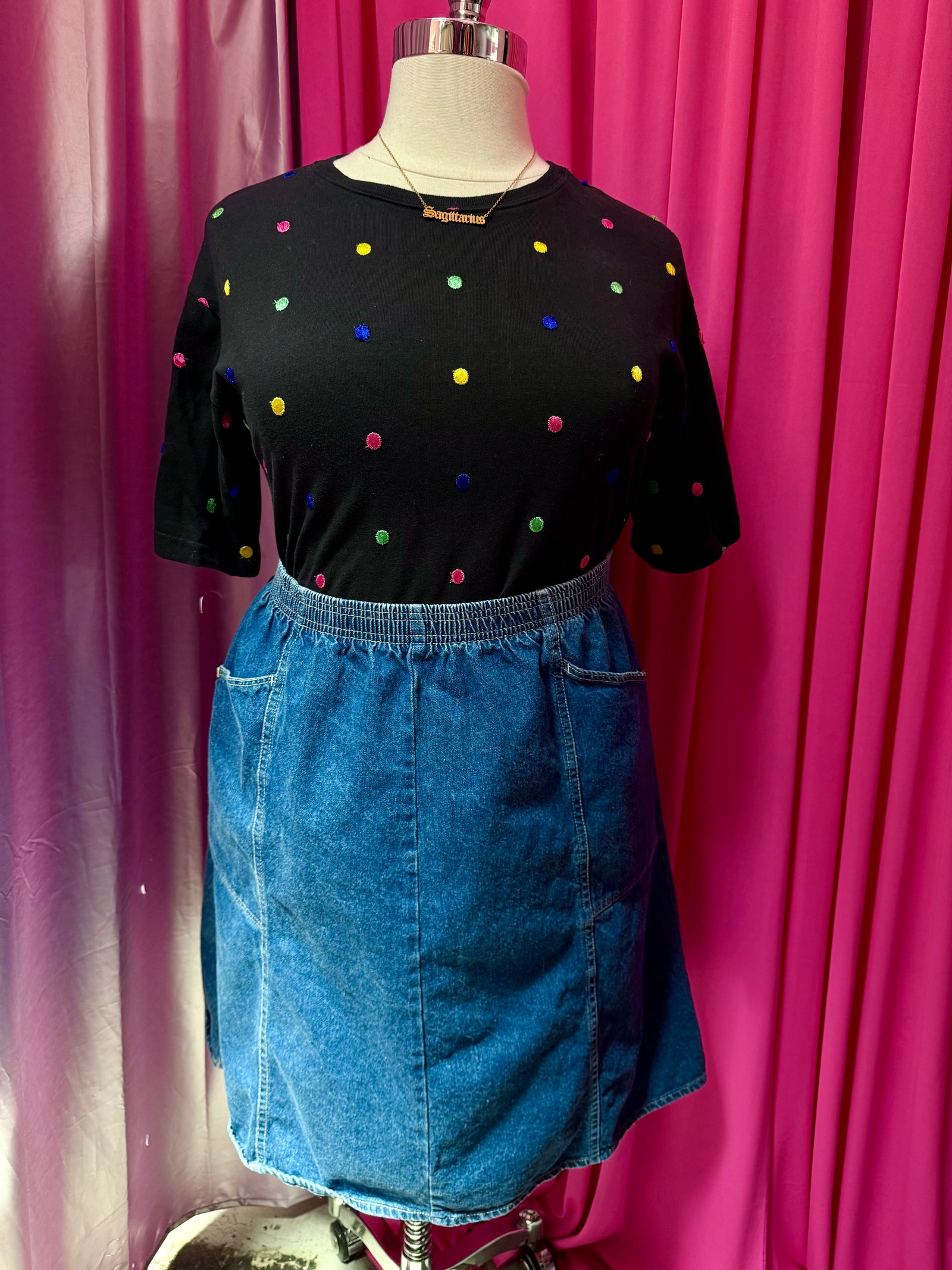 Sweet Spot Embroidered Polka Dot T-shirt