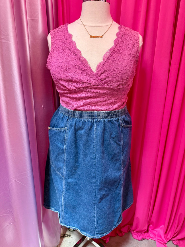 Lilac and Lace Sleeveless Top - XL (fits larger)