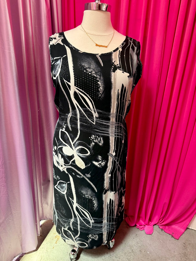 90s Sketchbook Shift Dress - Size 24 (fits like a 22)