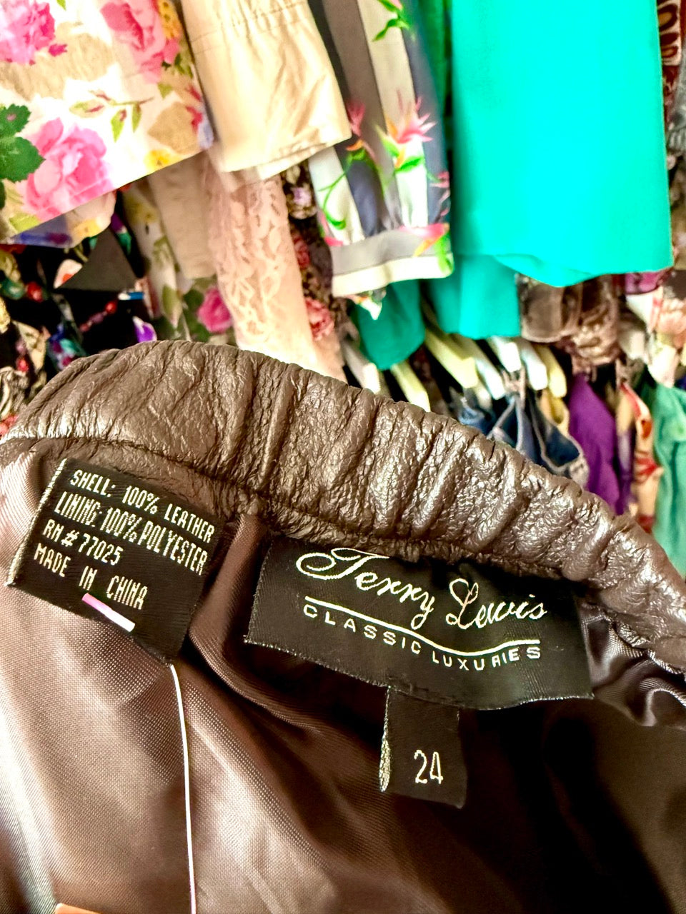 Brown Leather Skirt with Suede Details - 20/22