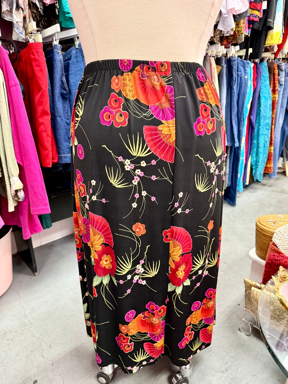 90s Moody Tea Florals Skirt - Size 3X-5X