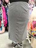 Avenue Houndstooth Skirt - Size 4X