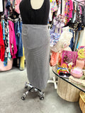 Avenue Houndstooth Skirt - Size 4X