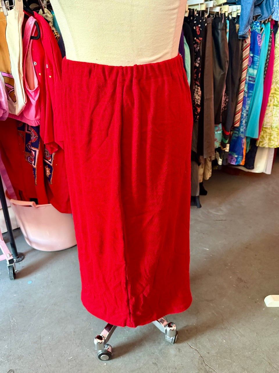 80s Olive Oil Red Skirt with Stitches - Size 1X+