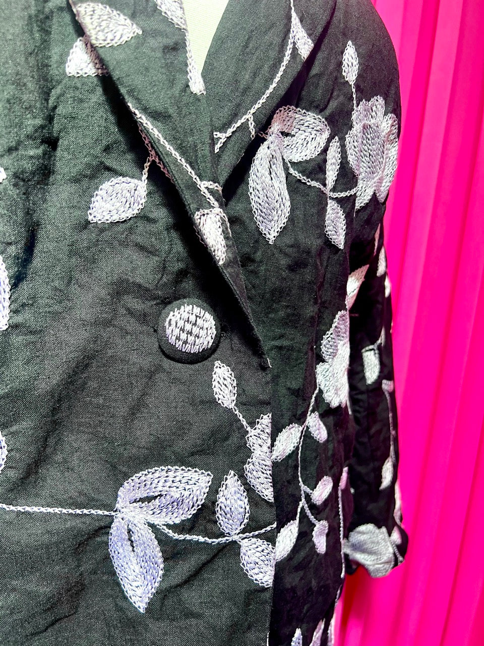 Black and White Floral Embroidered Blazer