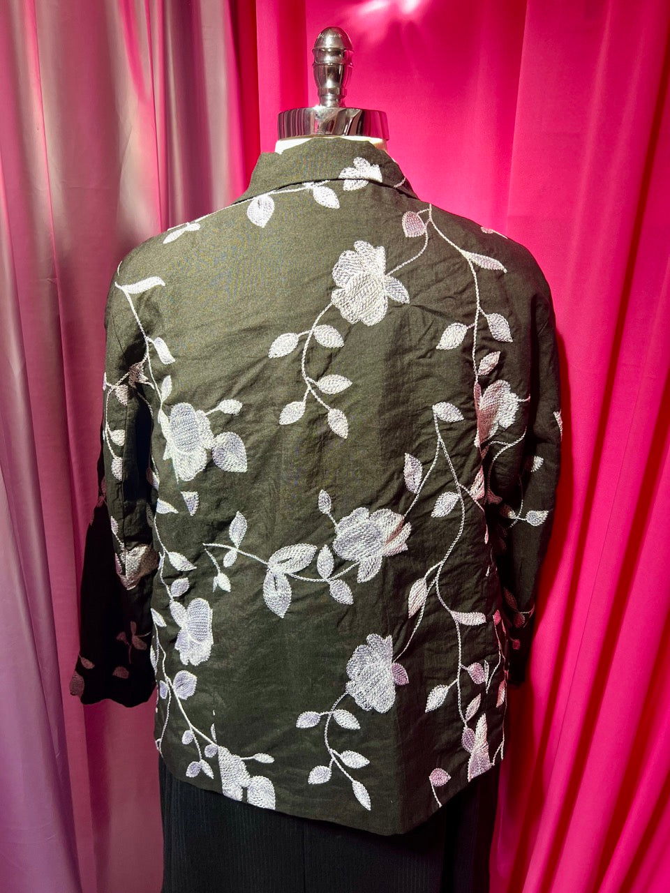 Black and White Floral Embroidered Blazer