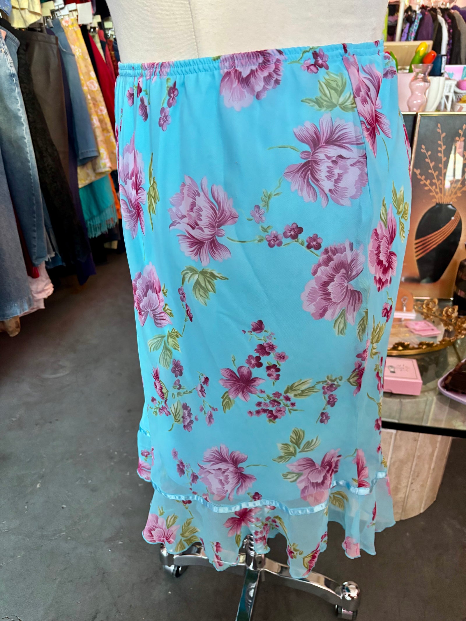 Vintage Y2K Floral Midi Skirt - Size 22/24W