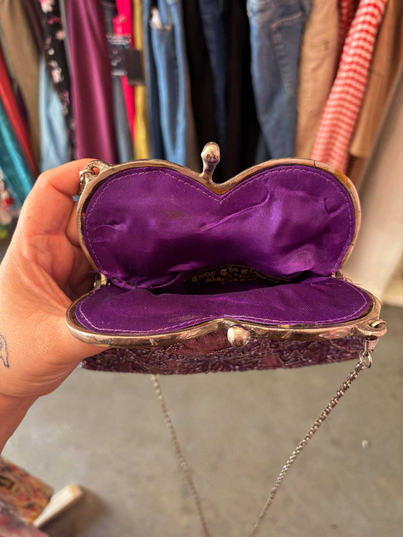 Vintage Beaded Kiss Lock Velvet Bag