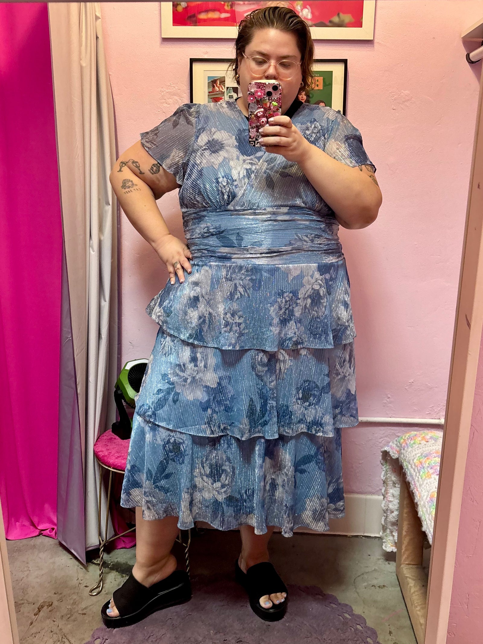 2000s Plissé Glitter Flowers Dress - Size 22+