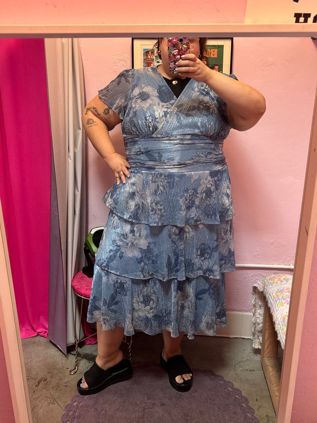 2000s Plissé Glitter Flowers Dress - Size 22+