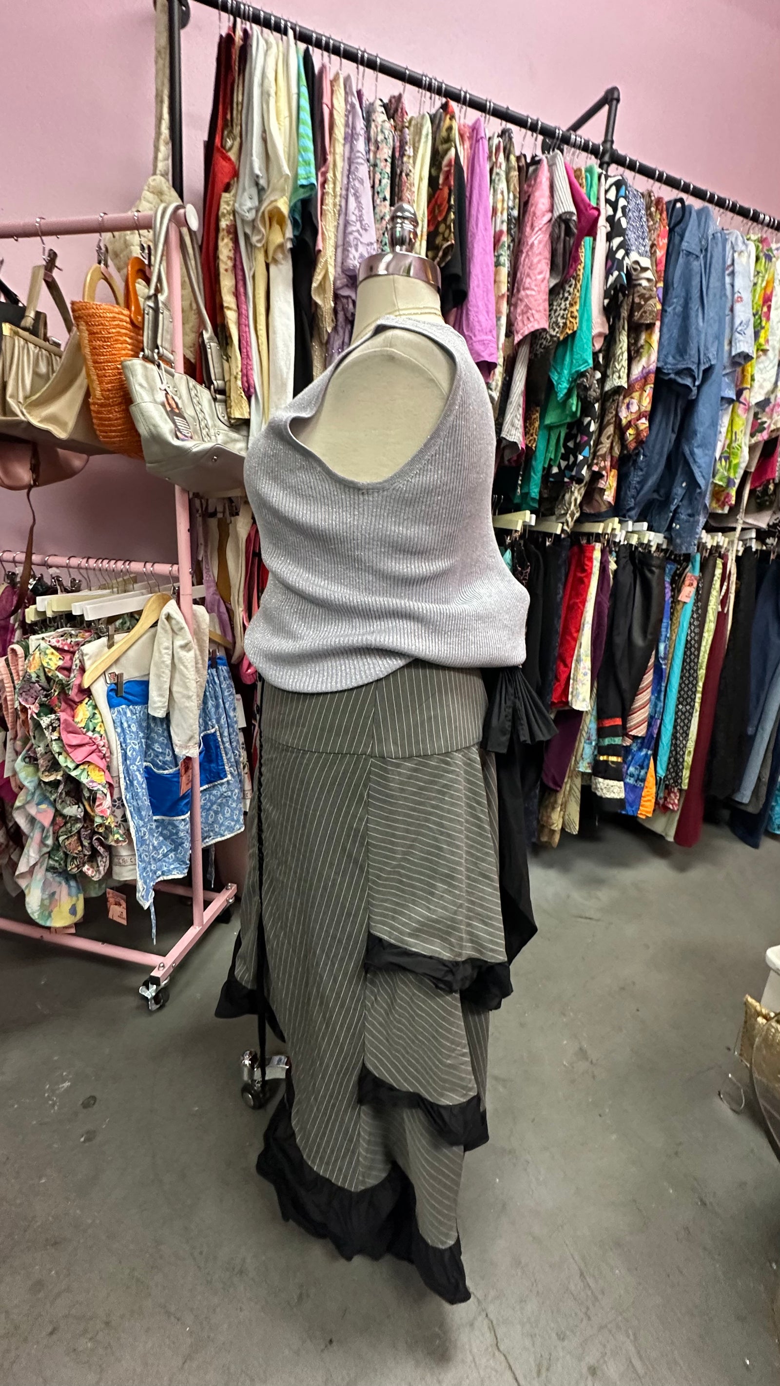 Retro Victorian Skirt - Fits like a 22, 3X