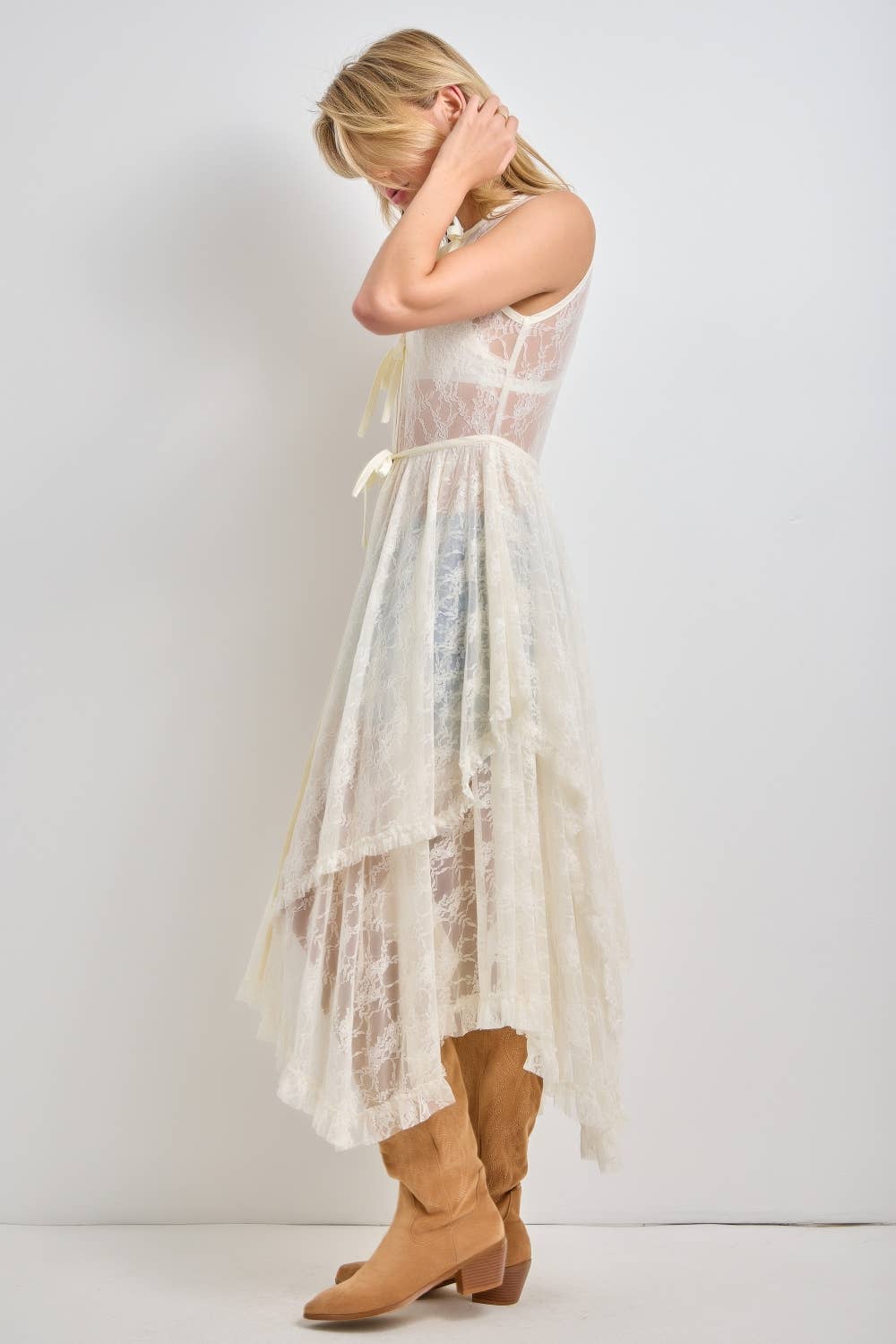 Plus Size Sleeveless Lace Duster