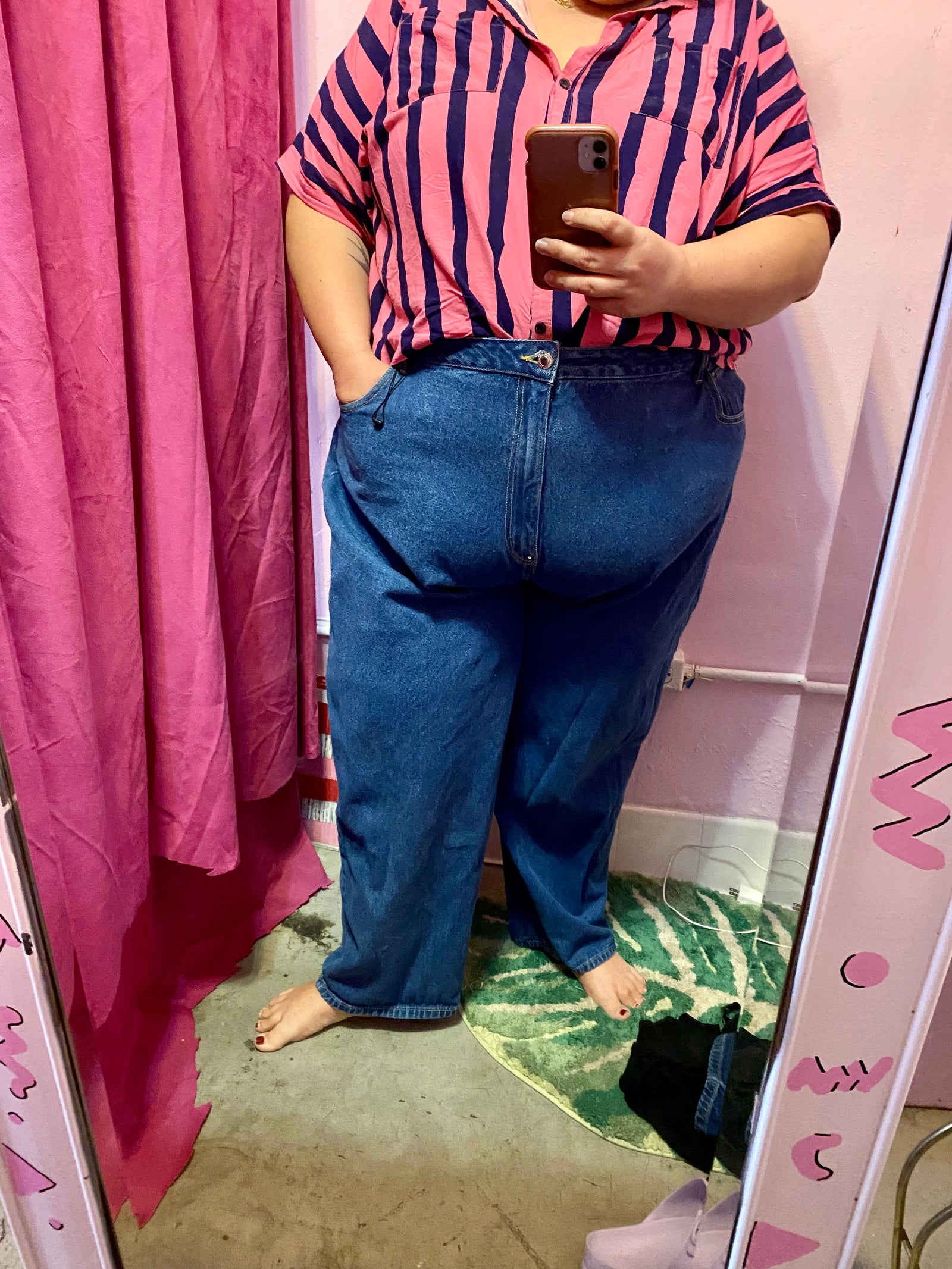 100% Mom Jeans Proud Mary Fashion